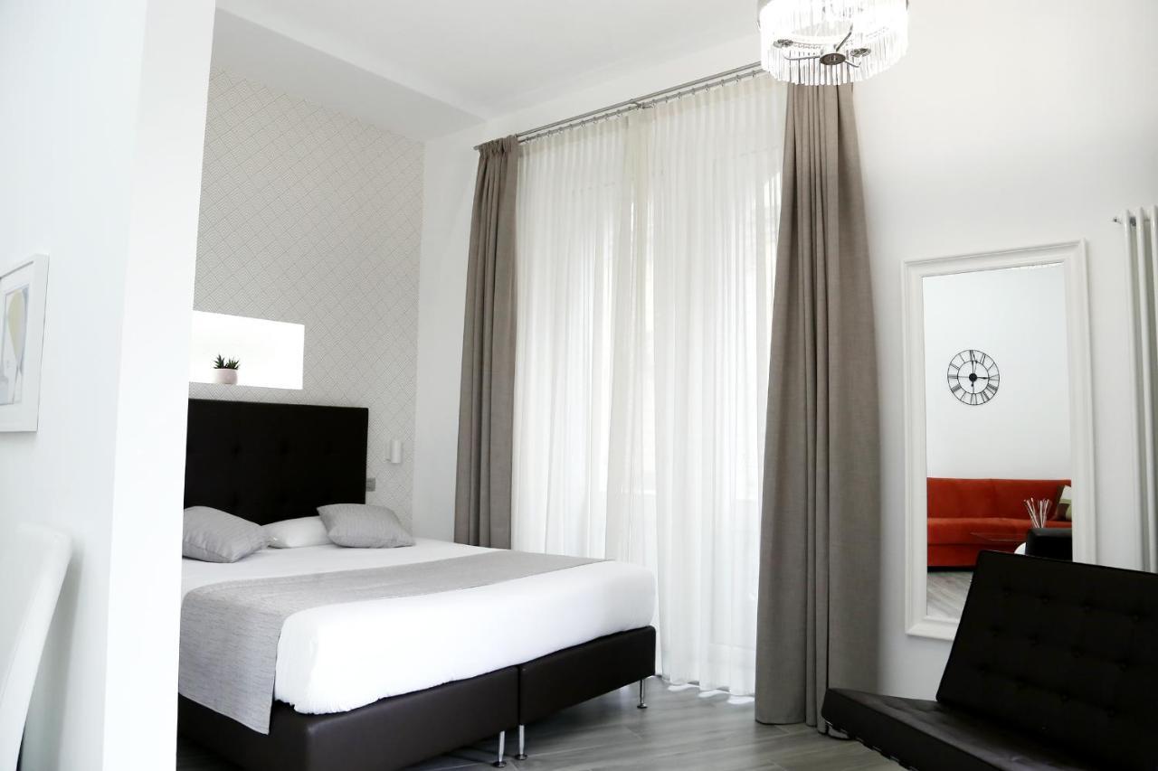 Duomo Platinum Apartments Neapel Exterior foto